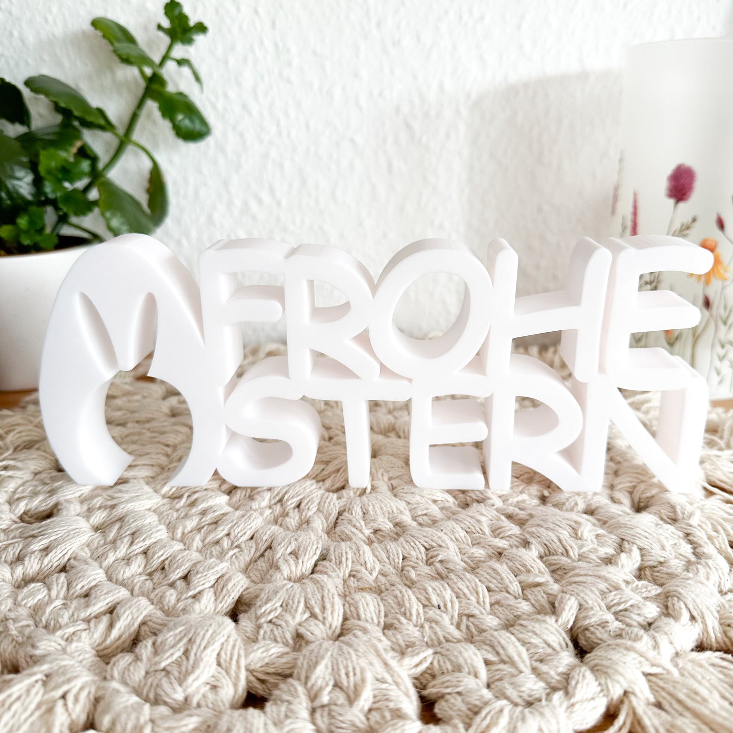 Frohe Ostern Schriftzug aus PLA – 3D-gedruckte Osterdeko für Regal
