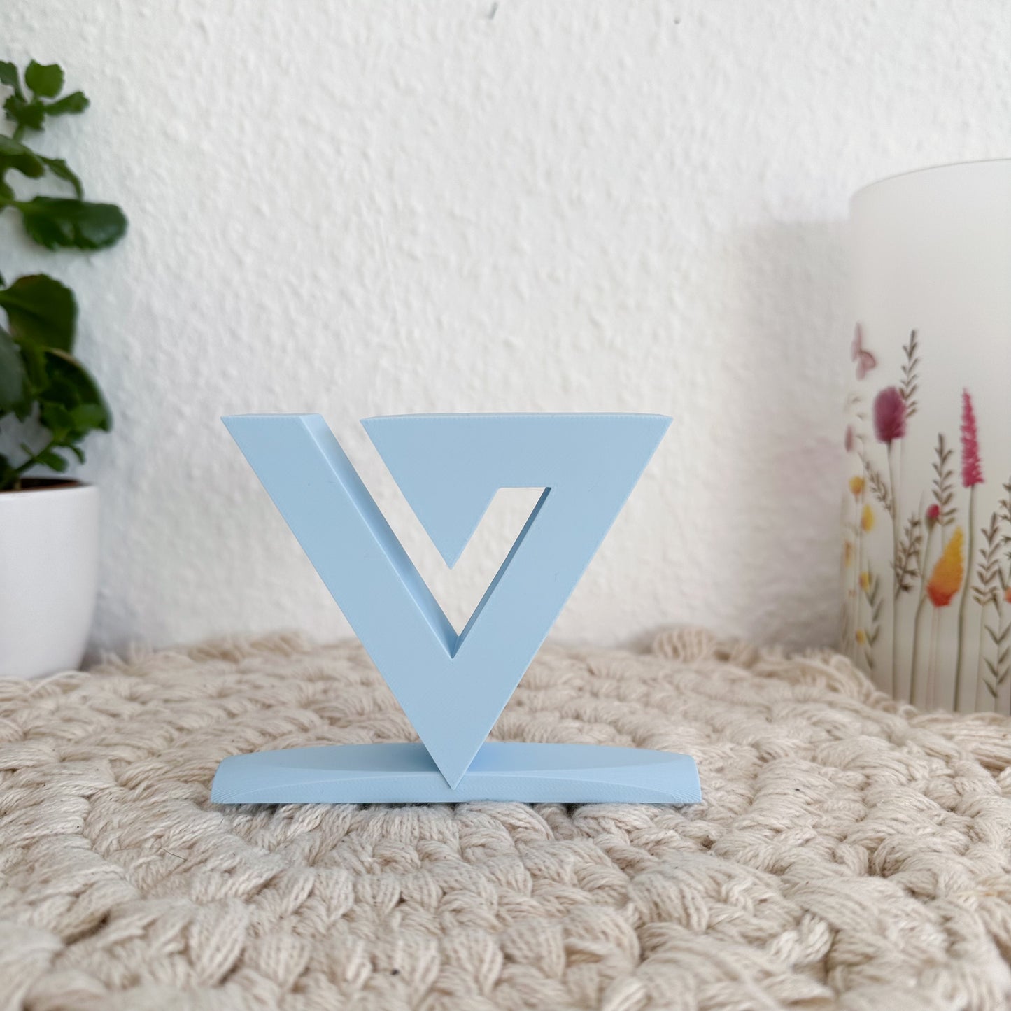 SEVENTEEN Logo Standee aus PLA – nachhaltiger 3D-Druck Fanartikel