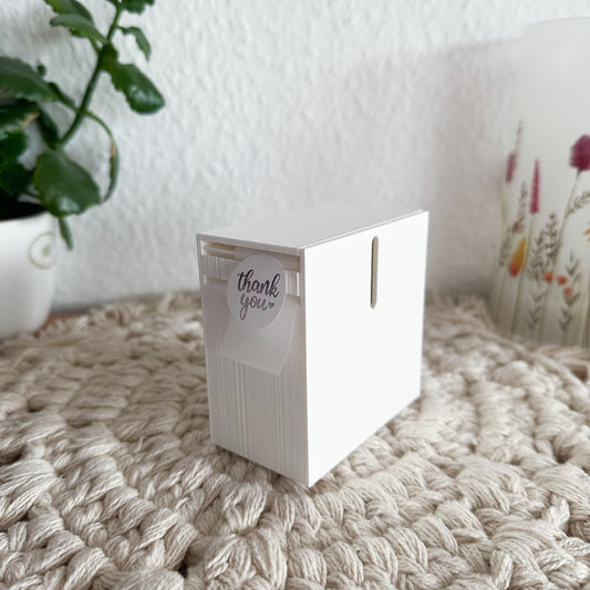 Stickerspender aus PLA im Detail – praktische Abrollfunktion für Etiketten